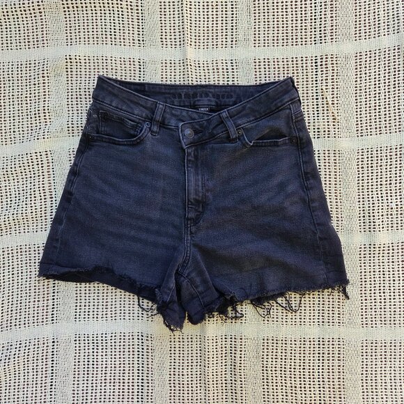 Grunge American Eagle High Waisted Denim Shorts - Picture 1 of 4